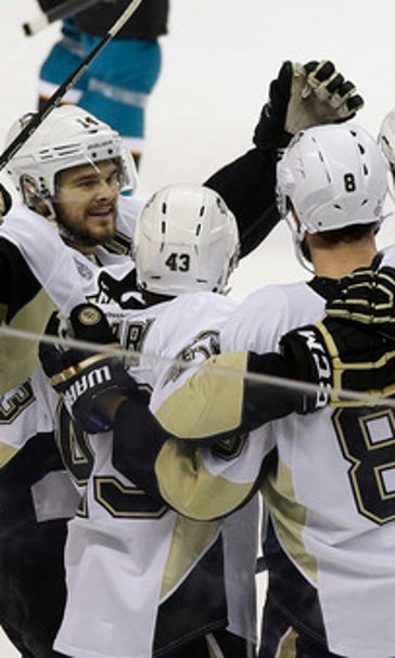 The Latest: Kunitz comes up big to keep Penguins up 1-0